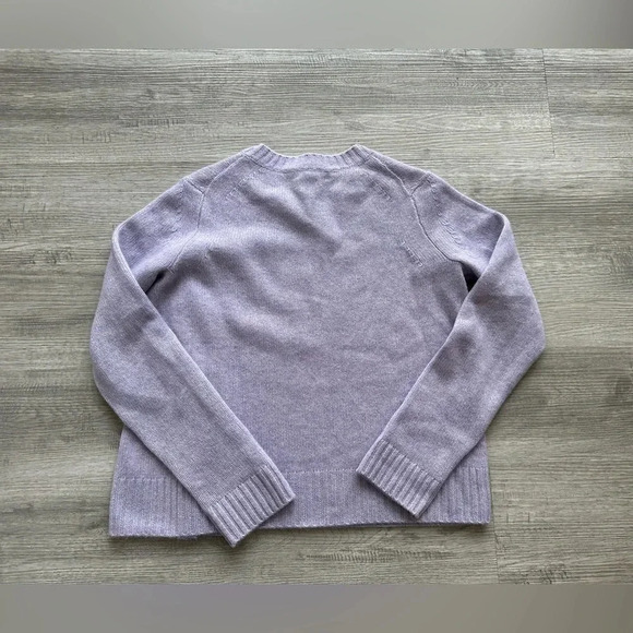 Aqua 100% Cashmere sweater beautiful lilac super soft Sz Xs - Picture 4 of 5
